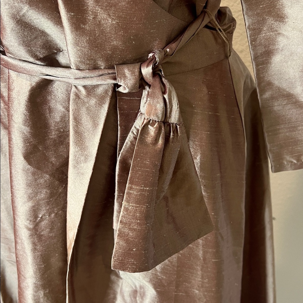 Bigio Collection Vintage Dupioni Silk 50’s Style V-Neck Dress - Picture 3 of 5